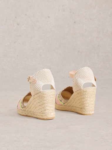 Espadrilles mit Häkelmuster