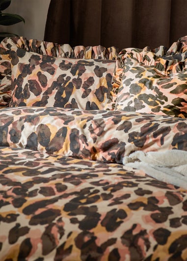 furn. Leopard Printed Frill Trim Duvet Cover Set