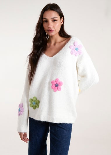 Blue Vanilla Ivory Flower Knit Embroidery V Neck Jumper