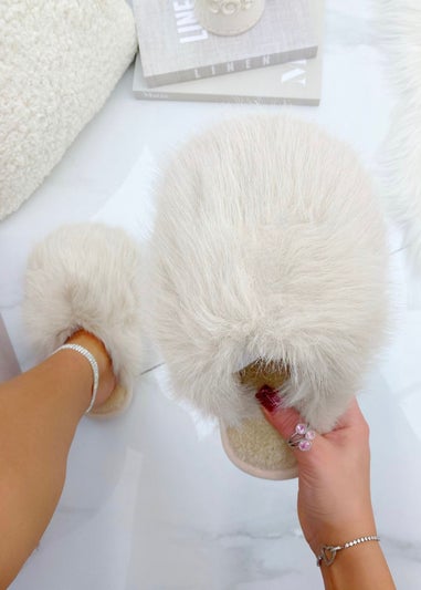 Love Lemonade Cream Ultimate Cosy Fluffy Slippers