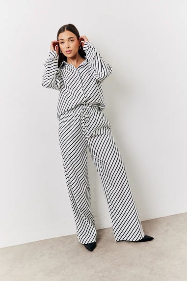 In The Style Black/White Striped Trouser