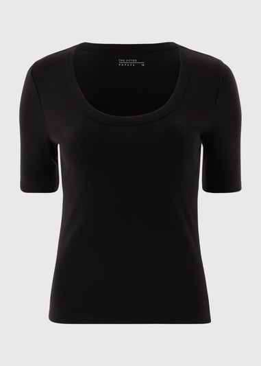 Black Scoop Neck Fitted T-Shirt
