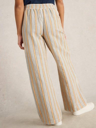 Hose Belle mit weitem Bein