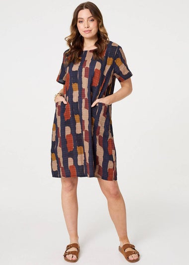 Izabel London Navy Printed Short Sleeve Knee Length Dress