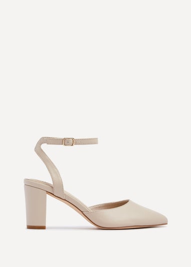 Linzi Carrie Nude Faux Leather Mid Height Court Shoe