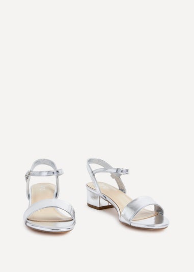 Linzi Kezzi Silver Faux Leather Barely There Low Block Heeled Sandal