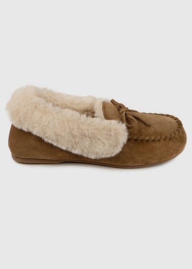 Totes Isotoner Tan Genuine Suede Moccasin with Faux Fur Lining