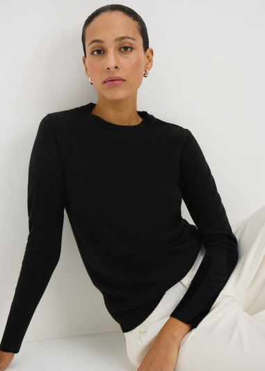 Black Crewneck Soft Jumpers