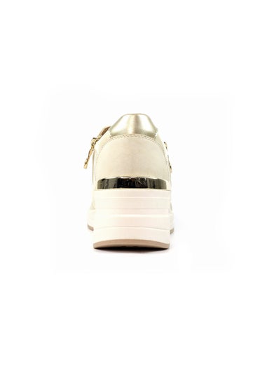 Lunar Beige Barcelona Wedge Trainer