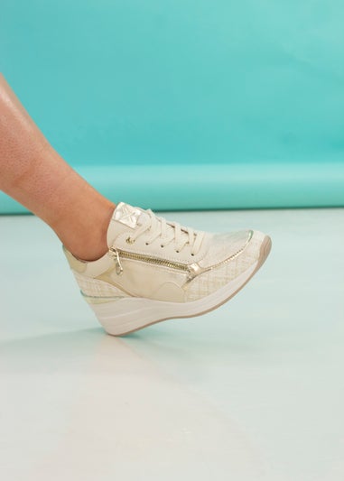 Lunar Beige Aura Wedge Trainer