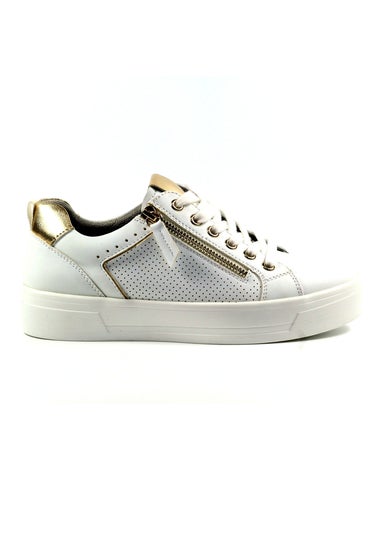 Lunar White Nia Trainer