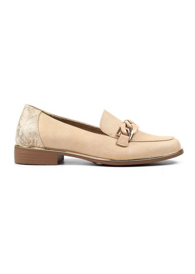 Lunar Beige Merida Shoe