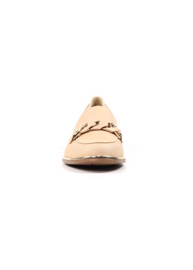 Lunar Beige Merida Shoe