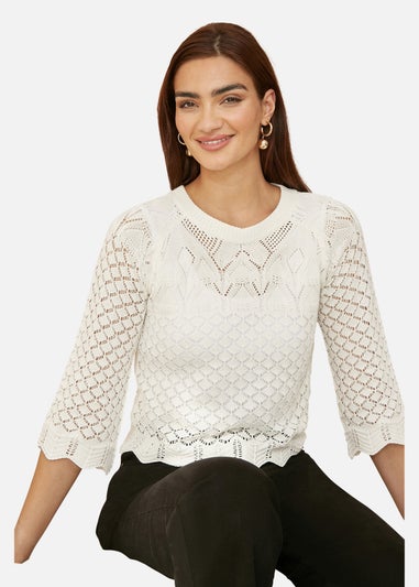 Yumi Ivory Crochet Knitted Stop With Scallop Edge