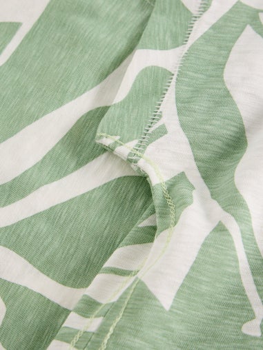 T-Shirt Nelly mit Keilausschnitt