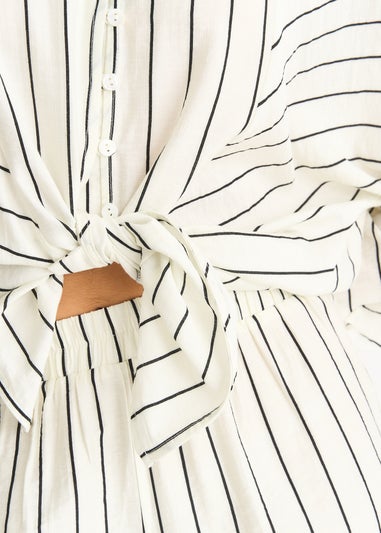Gini London Cream Stripe Viscose Elasticated Waist Shorts