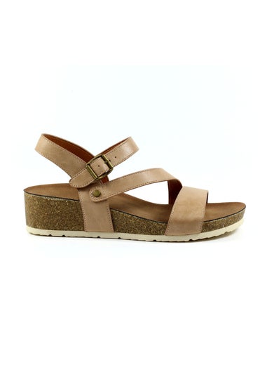 Lunar Beige Cluster Sandal
