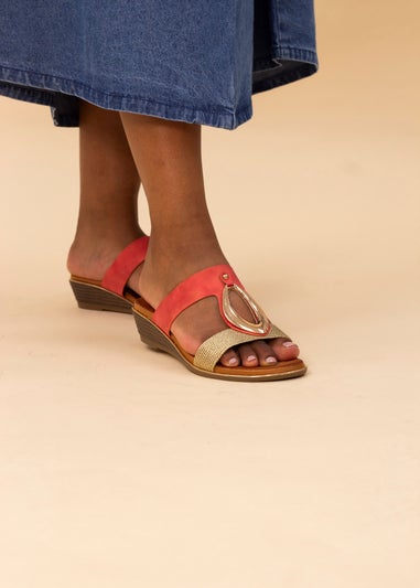 Lunar Coral Porto Sandal