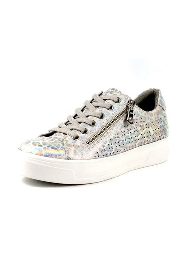 Lunar White Charm Trainer