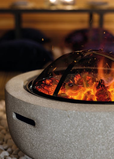 Charles Bentley Round Magnesia Fire Pit with Mesh Cover Cooking Grill