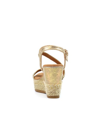 Lunar Gold Fern Sandal