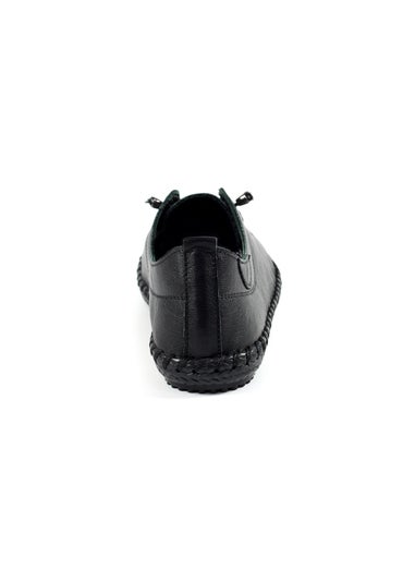 Lunar Black/ Black St Ives Leather Plimsoll