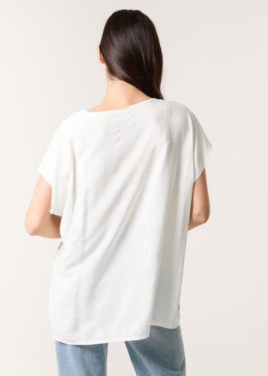 Blue Vanilla Khaki Embroidered Flower Top