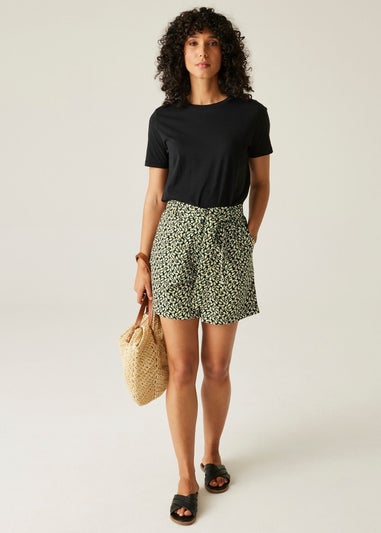 Regatta Jasmine Flower Black Orla Summer II Shorts