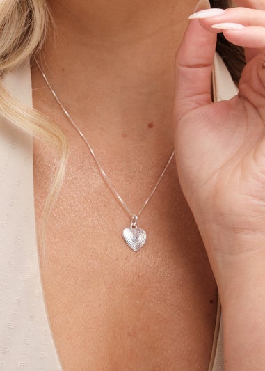 Simply Silver Sterling Silver 925 Ridged Cubic Zirconia Heart Pendant