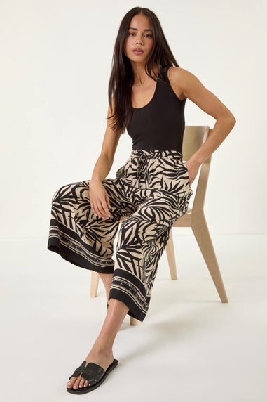 Roman Black Petite Leaf Border Print Tie Waist Culottes