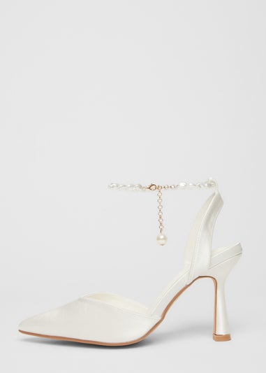 Quiz White Bridal Satin Court Heels