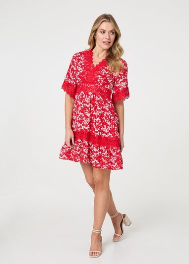 Izabel London Red Floral Lace Trim 1/2 Sleeve Mini Dress