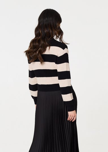 Izabel London Black Striped High Neck Pleat Knit Maxi Dress