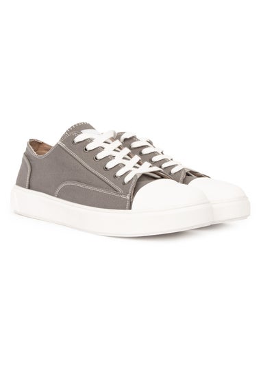 Duck & Cover Grey Nesta Trainers