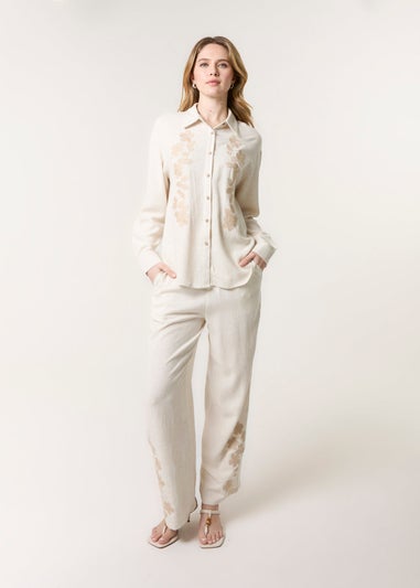 Blue Vanilla Cream Linen Flower Embroidery Blouse