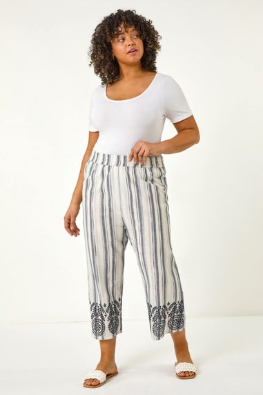 Roman Black Curve Cropped Broderie Trousers