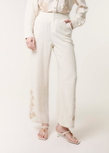 Blue Vanilla Cream Linen Flower Embroidery Trousers