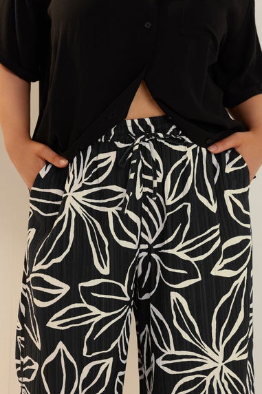 Yours Curve Black & White Floral Print Textured Wide Leg Trousers