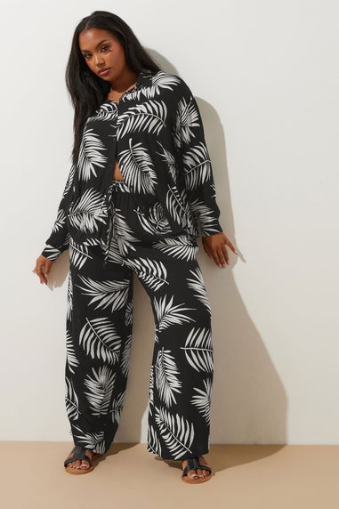 Yours Curve Black & White Palm Print Crinkle Wide Leg Trousers