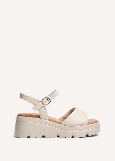 Linzi Nyla Sand Faux Leather Platform Cleated Sole Flatform Sandal