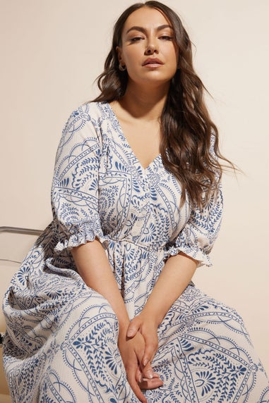Yours Curve Blue Paisley Print Textured V Neck Dress