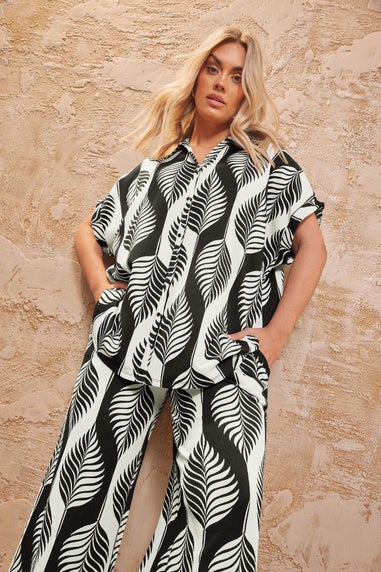 Yours Curve Black & White Leaf Print Textured Shirt