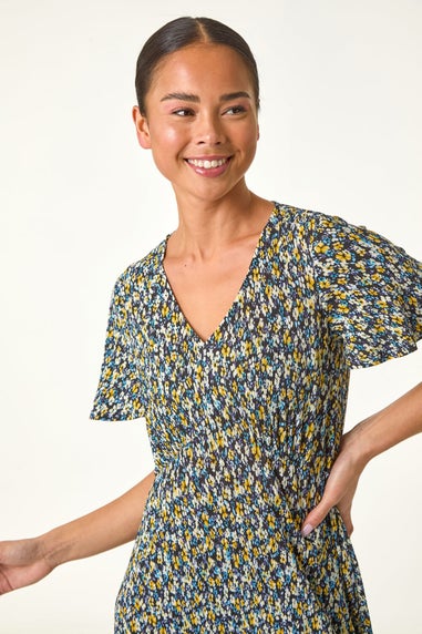 Roman Black Petite Floral Crinkle Dress