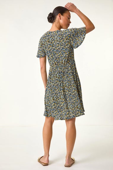 Roman Black Petite Floral Crinkle Dress