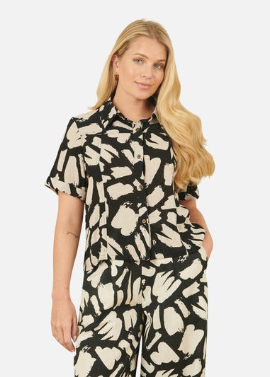 Yumi Black Cotton Splash Print Relaxed Fit Shirt