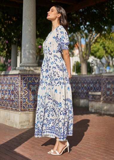 Yumi White Border Print Maxi Dress