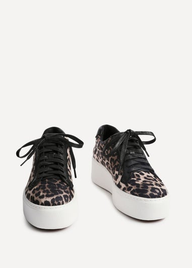 Linzi Twyla Leopard Print Platform Trainer