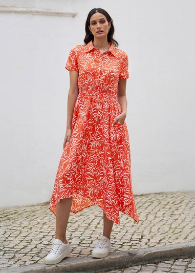 Yumi Coral Vase Print Dipped Hem Ruched Dress
