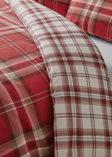 Catherine Lansfield Red Kelso Check Reversible Duvet Cover Set with Pillowcases