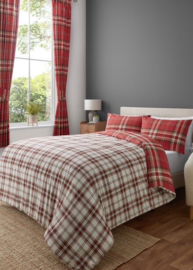 Catherine Lansfield Red Kelso Check Reversible Duvet Cover Set with Pillowcases